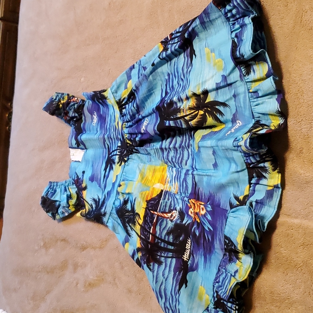 Hawaiian dress